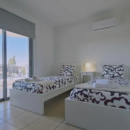 Skyline Nest